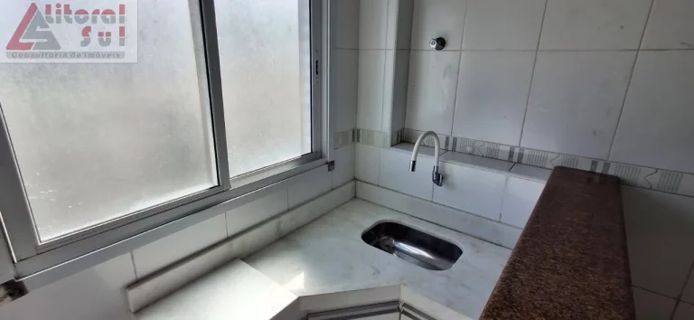 Imagem Imperdível oportunidade! Apartamento à venda em Praia Grande-SP, bairro Ocian: 3 quartos, 1 suíte, 1 sala, 2 banheiros, 1 vaga, 110m².