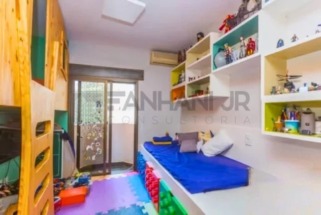 Imagem Apartamento de luxo no Jardim Paulista, SP: 3 quartos, 3 suítes, 3 salas, 5 banheiros, 2 vagas de garagem, 224m². Venha conferir!