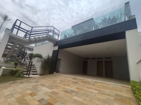 Imagem Sobrado com 4 dormitórios à venda, 270 m² por R$ 2.500.000,00 - Cidade Parquelandia - Mogi das Cruzes/SP