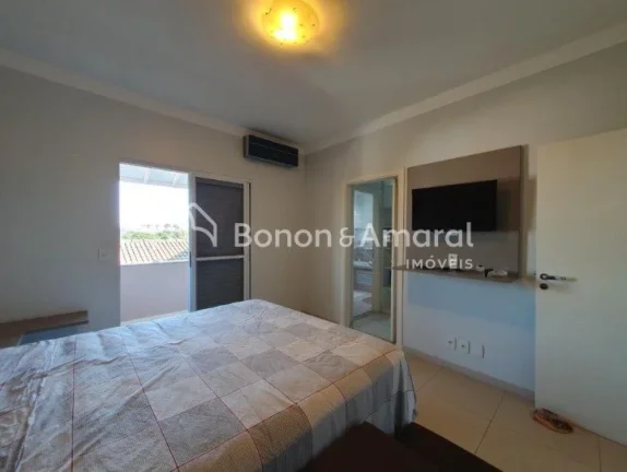 Imagem Em Valinhos, encontra-se esta encantadora casa em um condomínio tranquilo, cercada por área verde ...