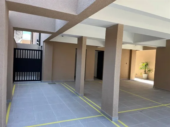 Imagem Espaçoso Sobrado em Condomínio no Ocian, Praia Grande - 2 Quartos
