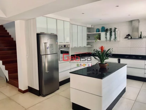 Imagem Casa com 9 dormitórios à venda, 472 m² por R$ 6.999.999 - Village da Ferradura - Armação dos Búzios/RJ