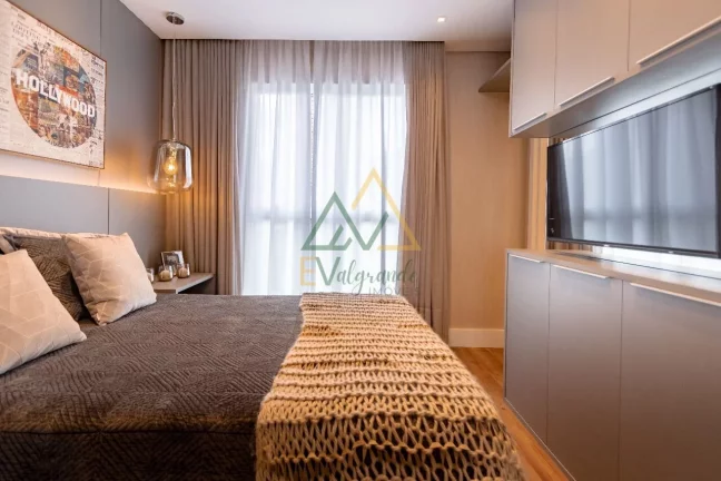 Imagem Apartamento Alto Padrão à venda Centro Curitiba PR