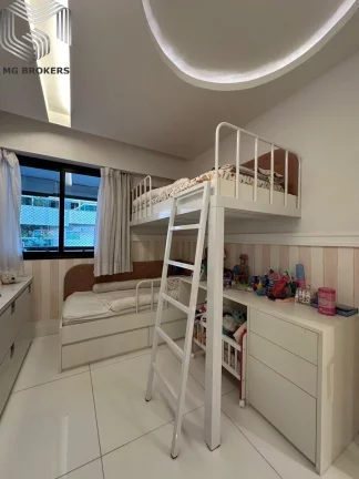 Imagem Cobertura de Luxo à Venda em Icaraí-RJ: 3 Quartos, 2 Suítes, 2 Salas, 3 Vagas. com piscina- 220m² de Puro Conforto!