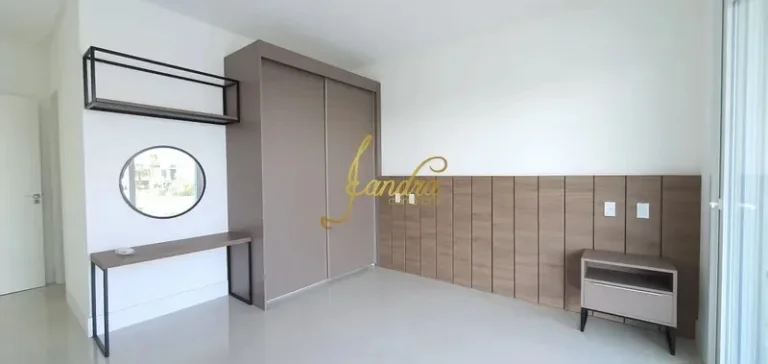 Imagem BEIRA DE LAGO, VISTA PANORÂMICA mobiliado e decorado