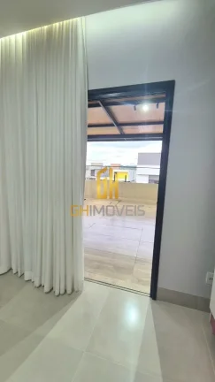 Imagem O sobrado possui:

- Casa toda em ESQUADRIAS
- Sala ampla com 2 ambientes integrada à área de laze...