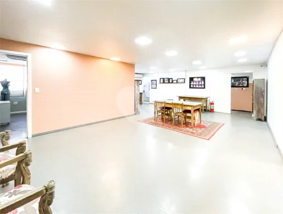 Imagem Galpão comercial à venda em Vila Sônia, São Paulo - SP