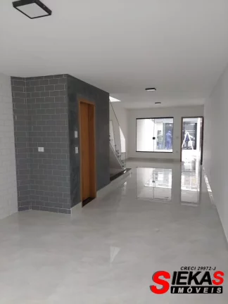 Imagem Imperdível casa à venda em São Paulo-SP, Vila Buenos Aires: 3 quartos, 1 suíte, 1 sala, 2 vagas de garagem, 150 m²!