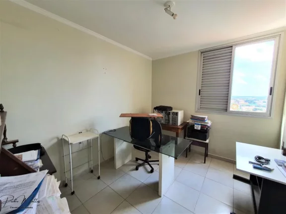 Imagem Imóvel com 3 Quartos à Venda, 105 m² em Centro - Piracicaba