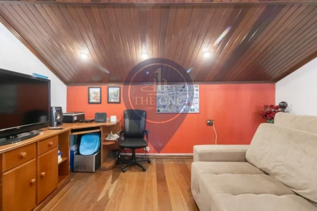Imagem Casa à venda em São Paulo - Ipiranga: 3 quartos, 2 salas, 2 banheiros, 2 vagas de garagem, 150m². Imperdível!