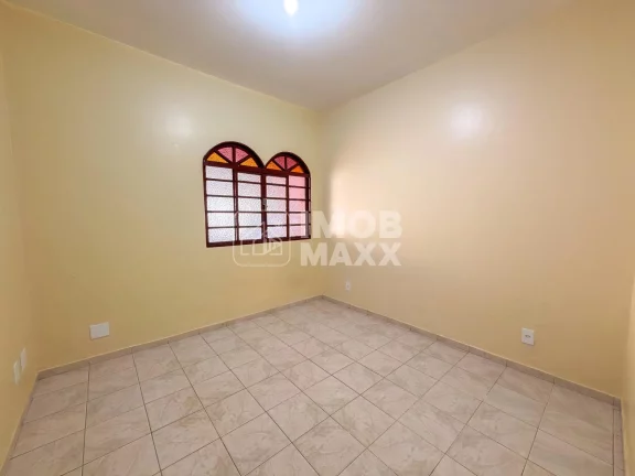 Imagem Aluguel de Casa 2 Quartos em Guará II, Brasília – 79m² por R$2000