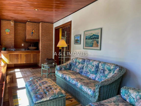 Imagem Cobertura Duplex Capivari | 152 m², 5 Dorms, Lareira e Calefação