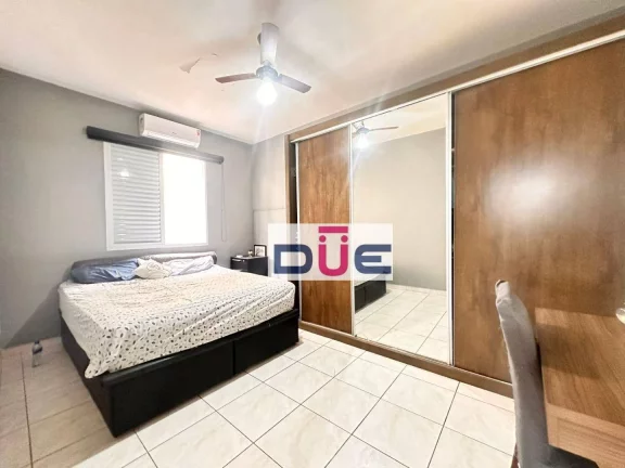 Imagem Apartamento com 2 dormitórios à venda, 75 m² por R$ 430.000 - Boqueirão - Santos/SP