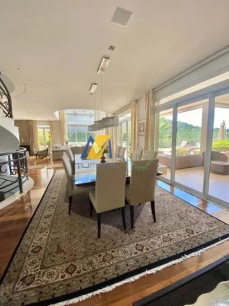 Imagem Vendo Casa em Santana do Parnaiba, Tamboré