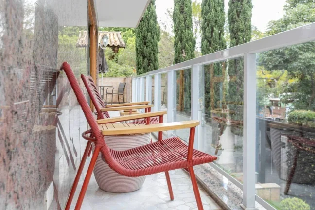 Imagem Casa com 545m2, 5 dormitórios (4 suítes) e 5 vagas a venda no Alto da Lapa, São Paulo