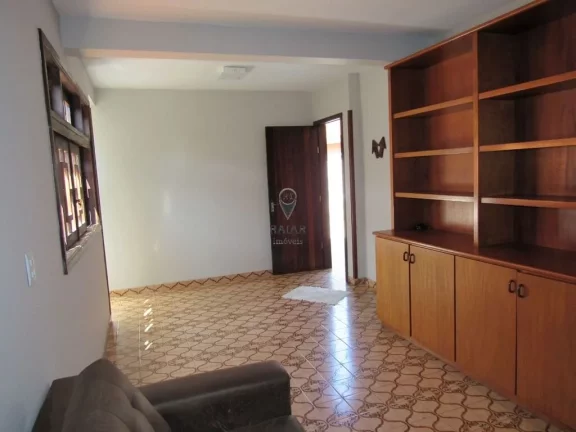 Imagem Casa Residencial/Comercial zoneamento ZR-3, no bairro Rebouças para Venda em Curitiba. CASA localiz... Imagem Casa Residencial/Comercial zoneamento ZR-3, no bairro Rebouças para Venda em Curitiba. CASA localiz...