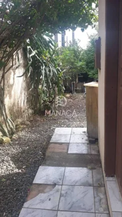 Imagem Casa ampla e versátil com edícula completa e estrutura para expansão!