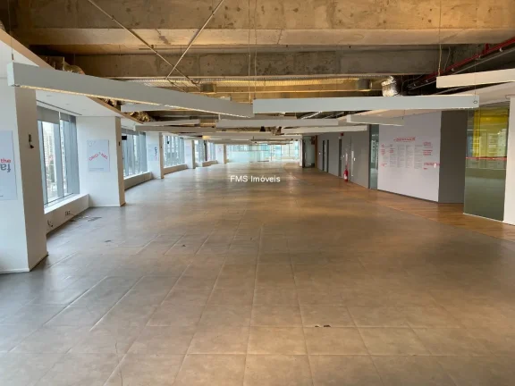 Imagem Sala Comercial na Vila Cordeiro com 2.137,40 m² de Área
