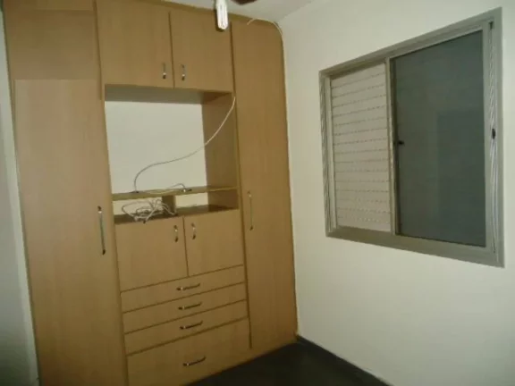 Imagem Apartamento bem localizado no centro, contendo 3 quartos com armários embutidos sendo 1 suíte, 1 v...
