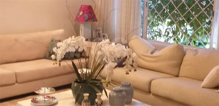 Imagem Casa à venda com 4 quartos, sendo 3 suítes, em Butantã, São Paulo - SP