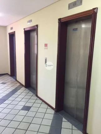 Imagem Conjunto Comercial, 76,11m2, à venda em Curitiba, Centro