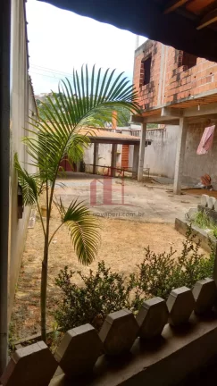 Imagem Casa à venda em Franco da Rocha-SP, Jardim Luiza: 2 quartos, 1 sala, 2 banheiros, 4 vagas de garagem, 120m² de área.