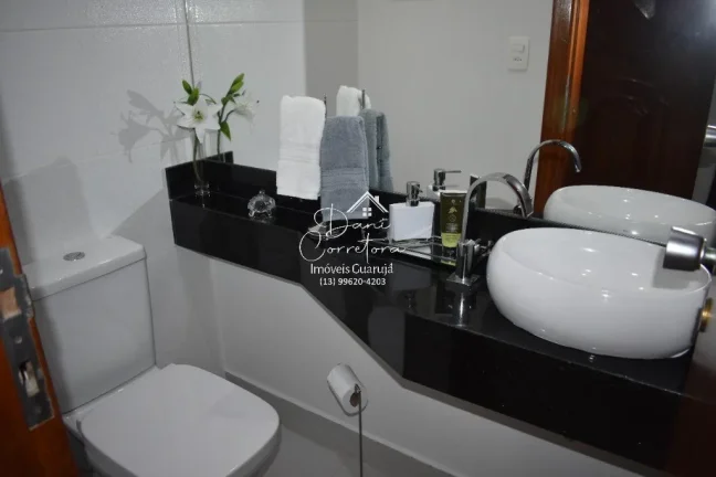 Imagem Imperdível apartamento à venda em Guarujá-SP, Pitangueiras: 3 quartos, 1 suíte, 3 salas, 3 banheiros, 2 vagas de garagem, 160 m²!