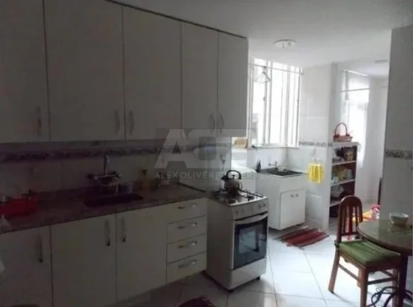 Imagem Apartamento de 3 quartos (1 suíte), em Copacabana, 92m2, 1vaga, mobiliado.