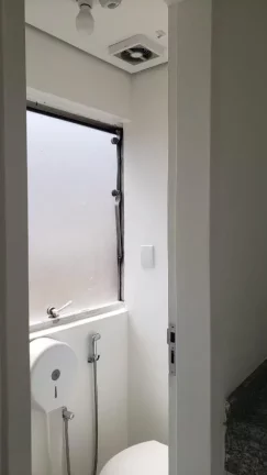 Imagem Conjunto Comercial na Bela Cintra