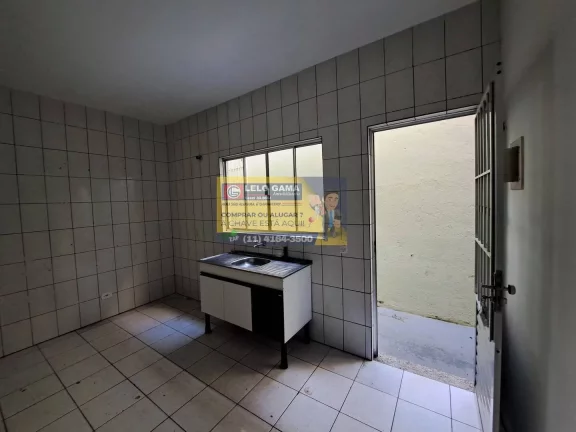 Casa com 1 Quarto para Alugar, 42 m² em Centro - Carapicuíba