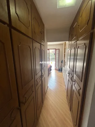 Imagem Residência espaçosa com 4 Dormitórios no melhor condomínio da região !!!