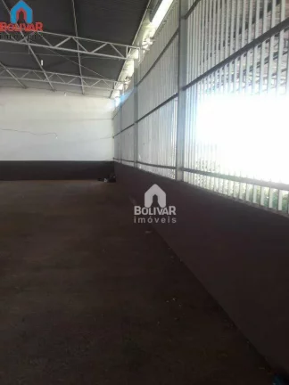 Imagem Galpão, 360 m² - venda por R$ 500.000,00 ou aluguel por R$ 2.500,00/mês - Setor Rodoviário - Itumbiara/GO