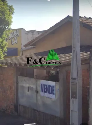 Imagem Casa para Venda em Limeira, Vila Labaki, 3 dormitórios, 2 banheiros, 2 vagas