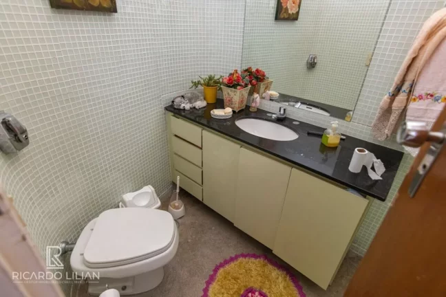 Imagem Lindo sobrado localizado na Vila Santana.