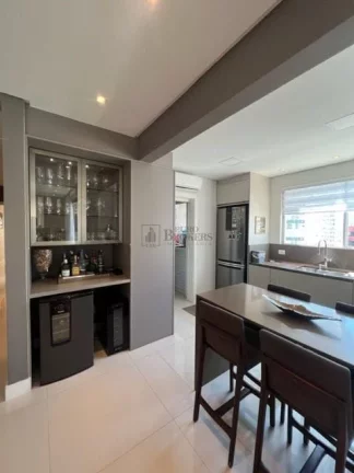 Imagem Apartamento com 4 dormitórios à venda no Centro de Balneário Camboriú/SC