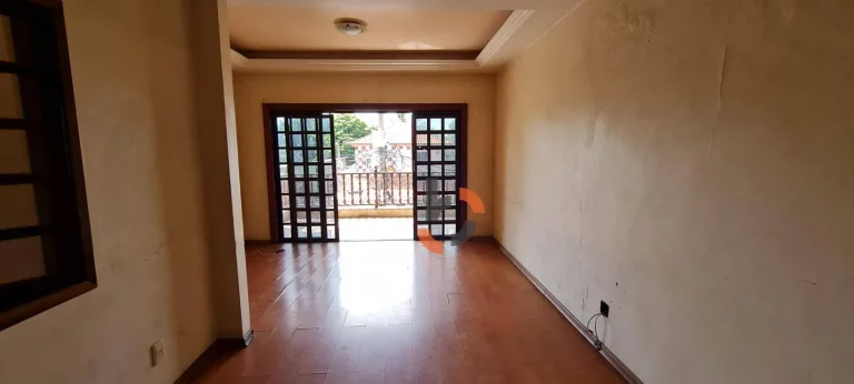 Imagem Casa com 4 dormitórios à venda, 452 m² por R$ 550.000,00 - Cerâmica - Nova Iguaçu/RJ