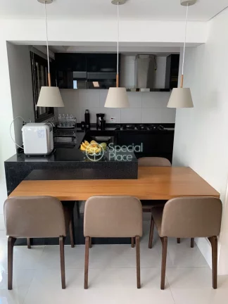 Imagem Lindo apartamento, 156 metros, 03 Suítes, 03 vagas de garagem, depósito. Muito amplo com bastante ...