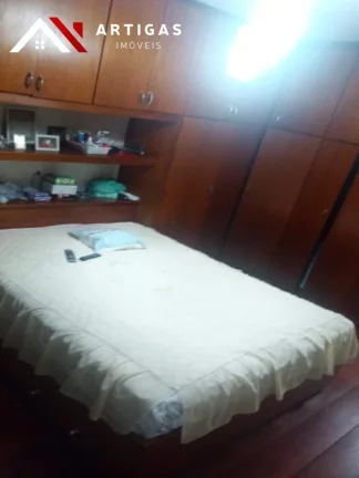 Imagem Sobrado á venda ou locação na Rua Cambará Vila Bertiga 350m²