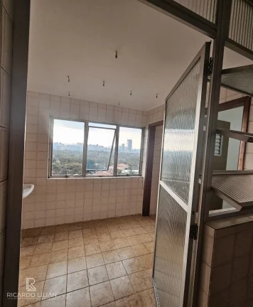 Imagem Apartamento amplo no Alto da Boa vista a 200 metros do metro com 2 dormitorios