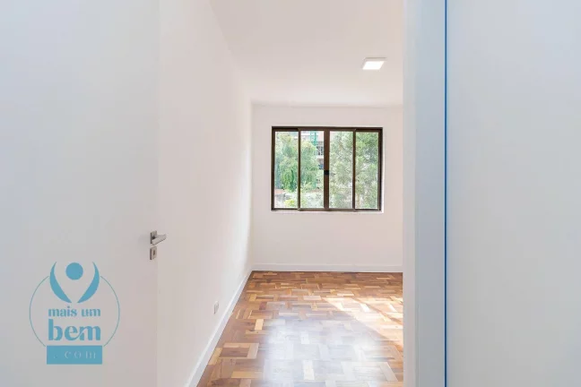 Imagem Apartamento com 3 Quartos, 1 Suíte à venda, 105 m² por R$ 635.000 - Água Verde - Curitiba/PR