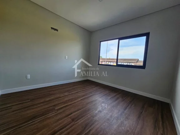 Imagem Geminado Alto Padrão Iririú com 165m²