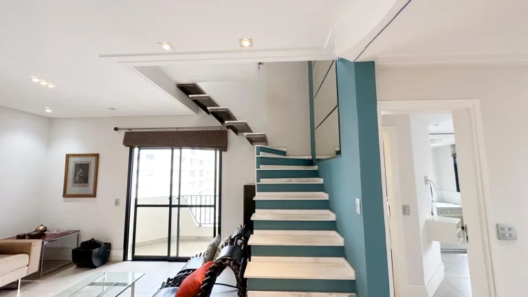Imagem Cobertura Duplex 200M², 3Q, 3 Suítes, 6 Banheiros, 2 Vagas, 3 Salas, 1 Lavabo, Piscina Particular, Terraço com Área Gourmet, Suíte Master C/ Hidro.