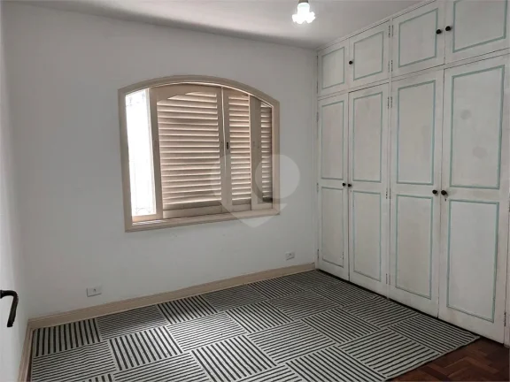 Imagem Casa à venda ou para alugar com 4 quartos, sendo 1 suíte, em Butantã, São Paulo - SP