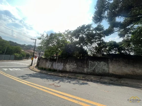 Imagem Terreno de rua todo murado no Bairro Santa Gertrudes - DOCUMENTAÇÃO OK