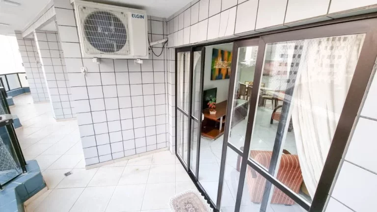 Imagem Apartamento com 4 dormitórios à venda, 140 m² - Pitangueiras - Guarujá/SP
