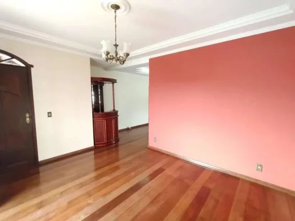Imagem Casa Sofisticada com Espaços de Lazer