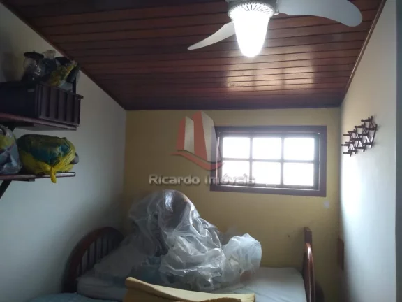 Imagem Casa Triplex c/ 2 Quartos Suítes Mobiliado.
