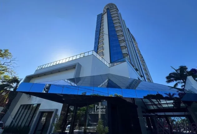 Luxuoso Apartamento de Alto Padrão no Palace Louvre