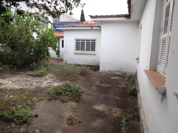 Imagem Casa ampla com vocação comercial no Centro , excelente para clínicas e escritórios , banheiros m...
