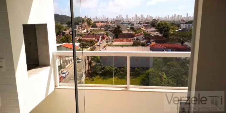 Imagem Apartamento 2 dormitórios para Venda em Camboriú / SC no bairro Centro